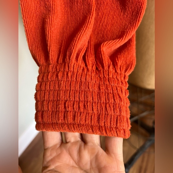 Zara burnt orange pullover ribbed top with elastic waist and sleeve bands - Picture 3 of 9